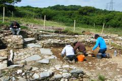 Archaeologists-at-The-Arthurian-Centre
