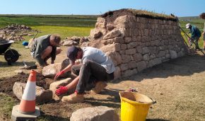 Bursaries available to learn the ancient craft of Cornish hedging